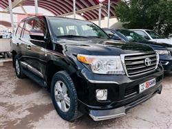 تۆیۆتا لاند کروزەر